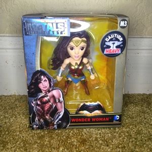 Metals Die Cast Wonder Woman M3 new in box